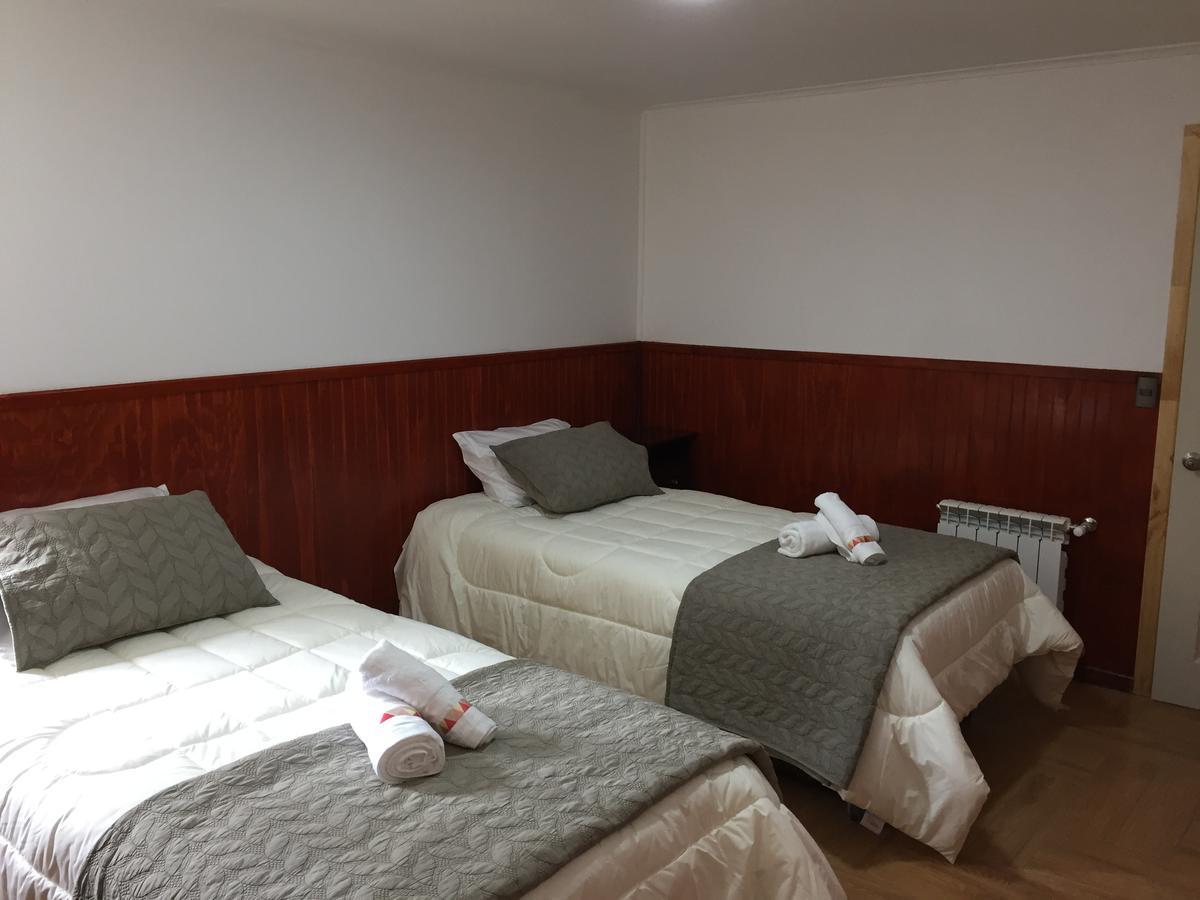 Hostal Andes Patagonicos Пуэрто-Наталес Экстерьер фото