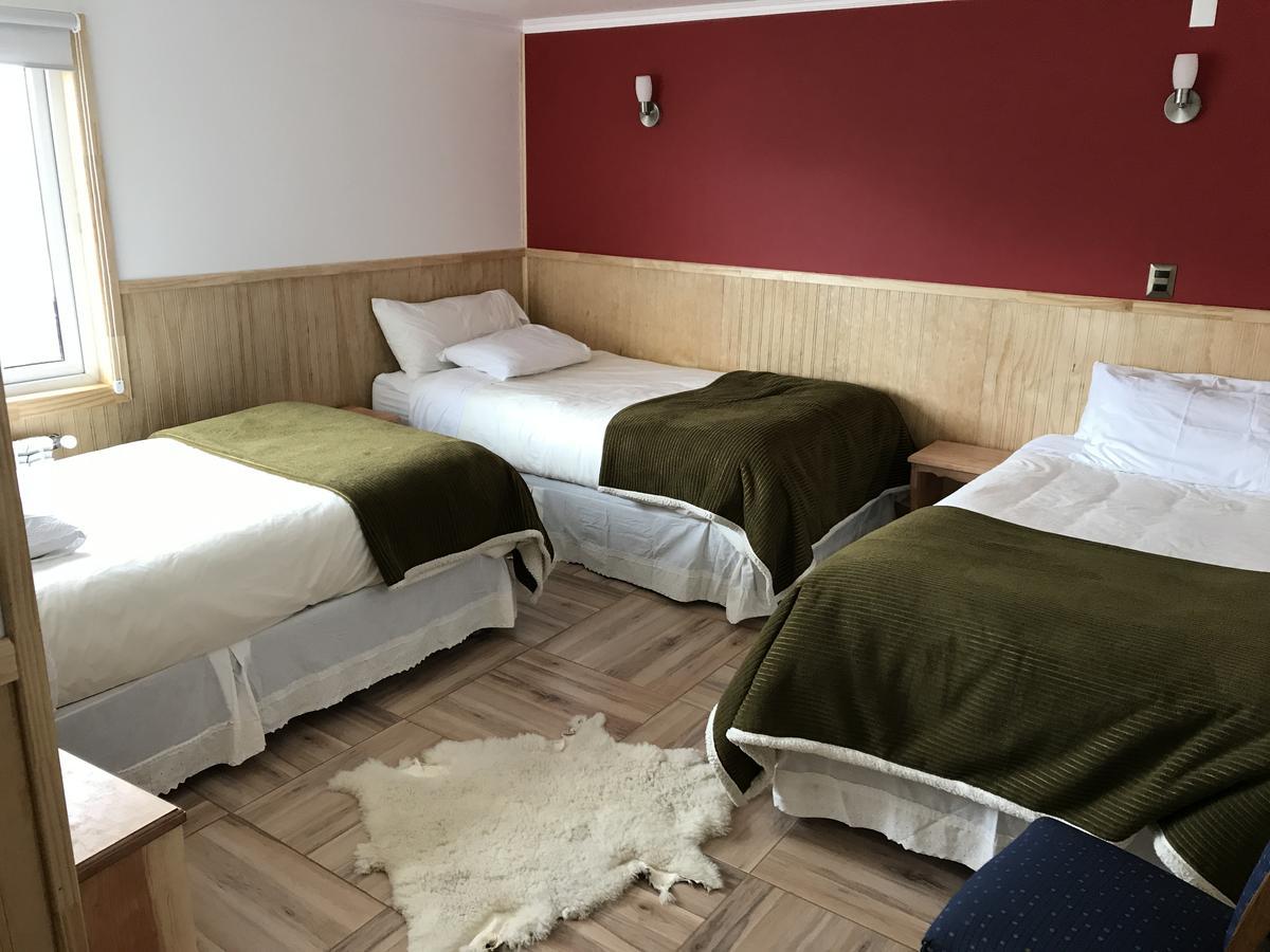 Hostal Andes Patagonicos Пуэрто-Наталес Экстерьер фото