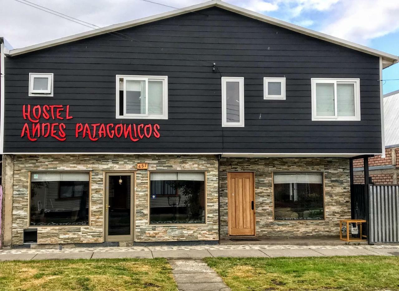 Hostal Andes Patagonicos Пуэрто-Наталес Экстерьер фото